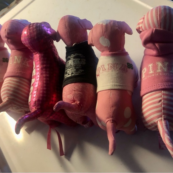 Victoria Secret Pink Label Doggie mascot.  Rlsd in 2022 and now collectible item - Picture 3 of 5